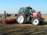 První instalace systému automatického řízení Trimble EZ-Pilot na traktor značky Zetor (9)